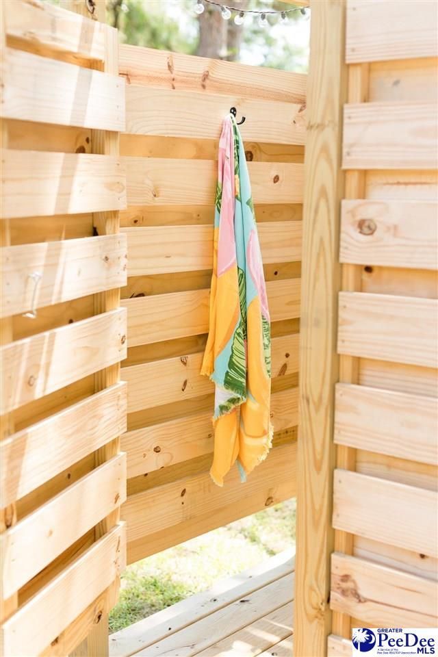 1619 Edge Drive Photo 18