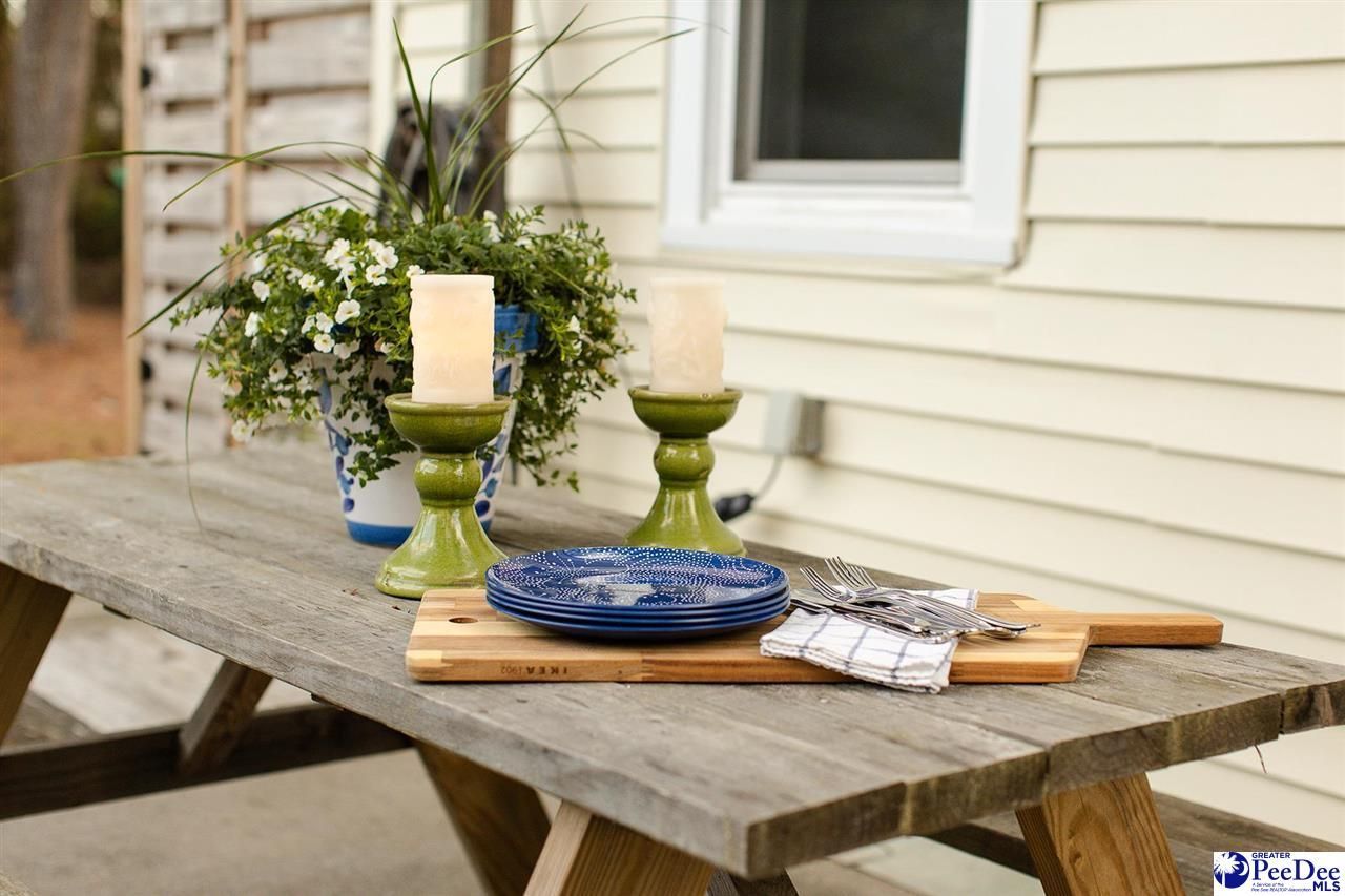 1619 Edge Drive Photo 20