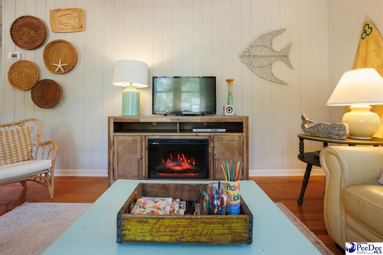 1619 Edge Drive Photo 8