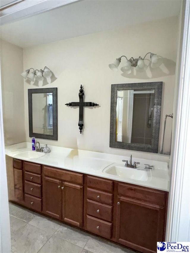 4206 Ridgewood Dr. Photo 17