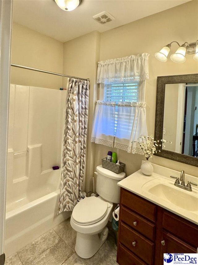 4206 Ridgewood Dr. Photo 6