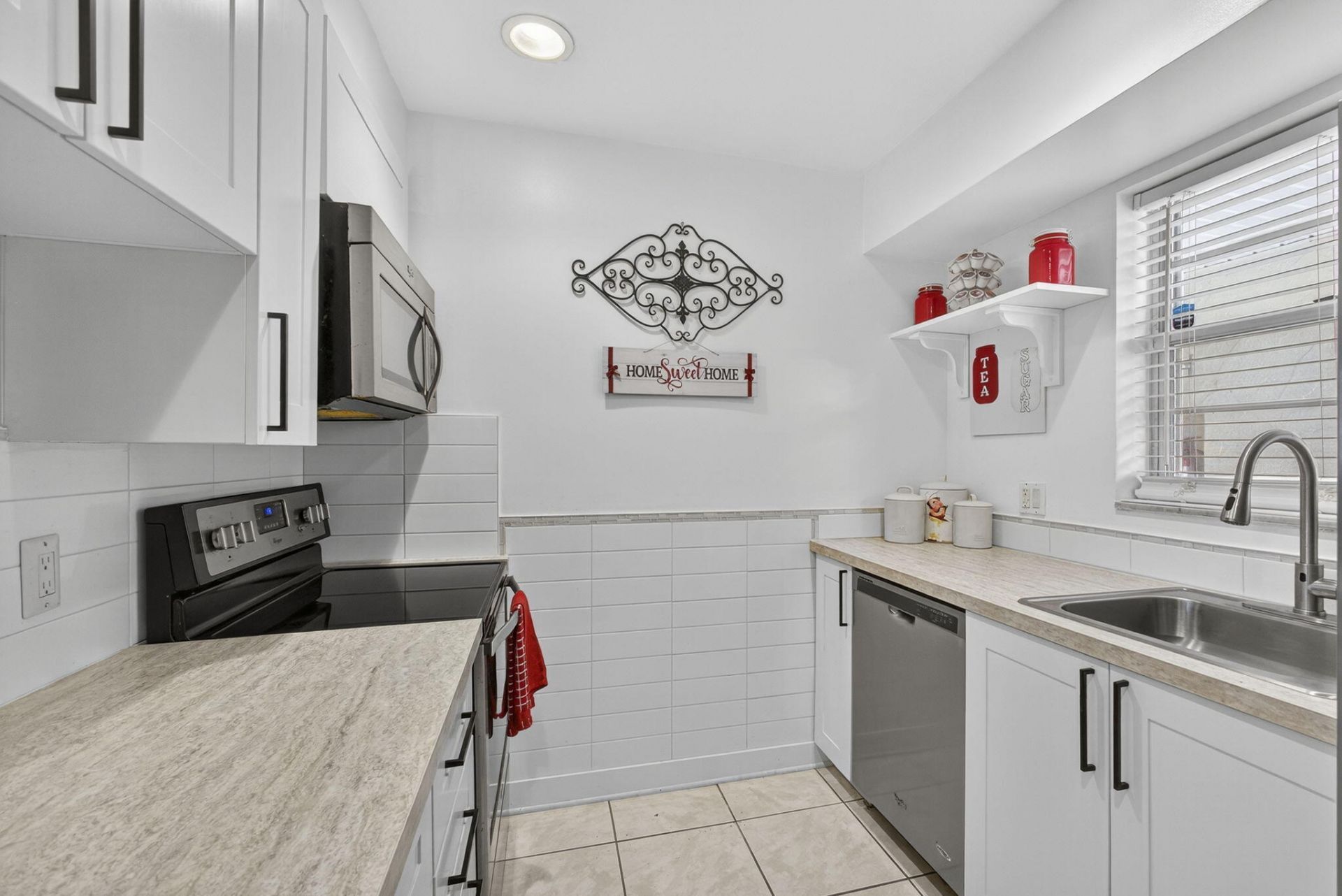 12001 Poinciana Boulevard, Unit 204, Royal Palm Beach, FL 33411 Photo