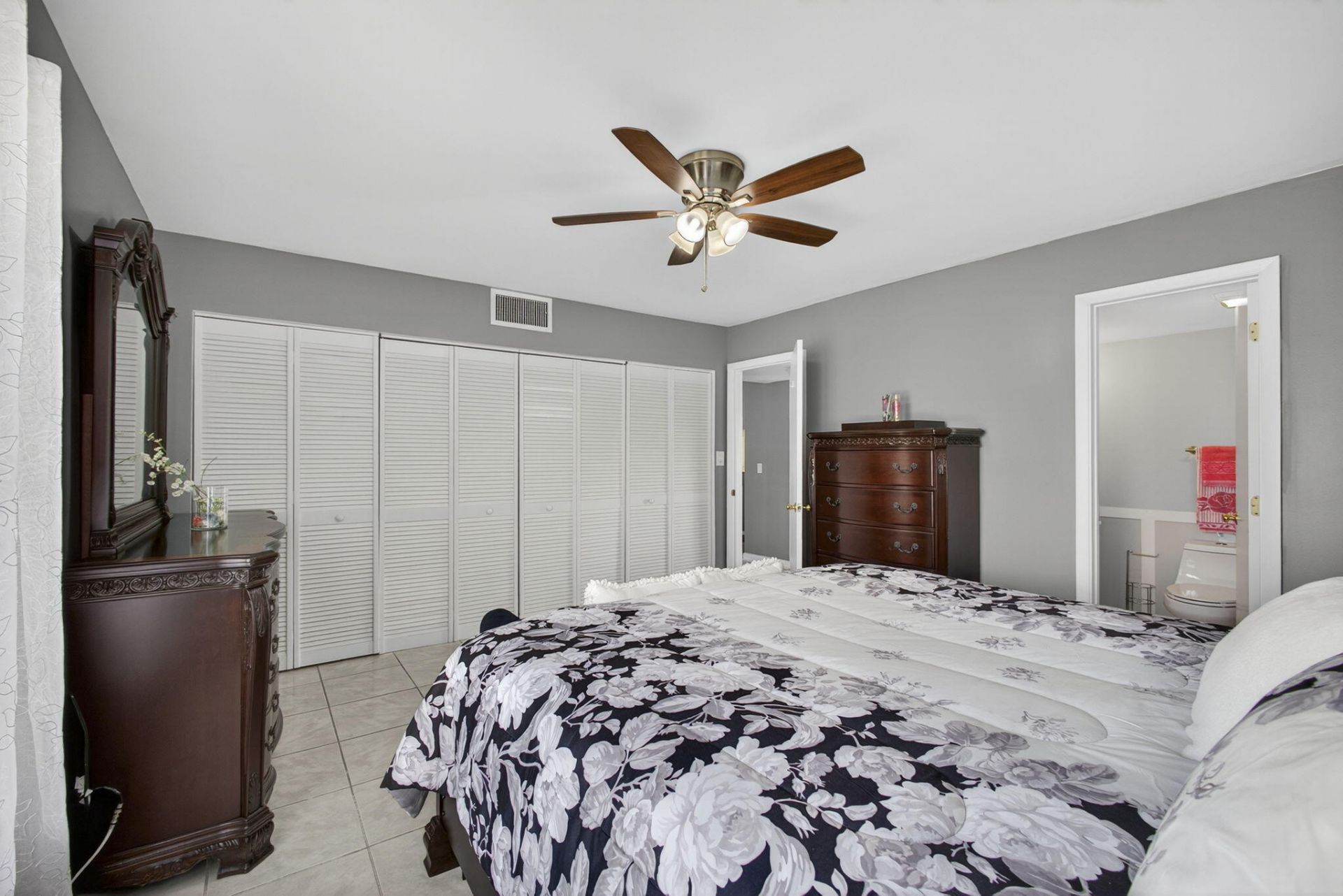 12001 Poinciana Boulevard, Unit 204, Royal Palm Beach, FL 33411 Photo