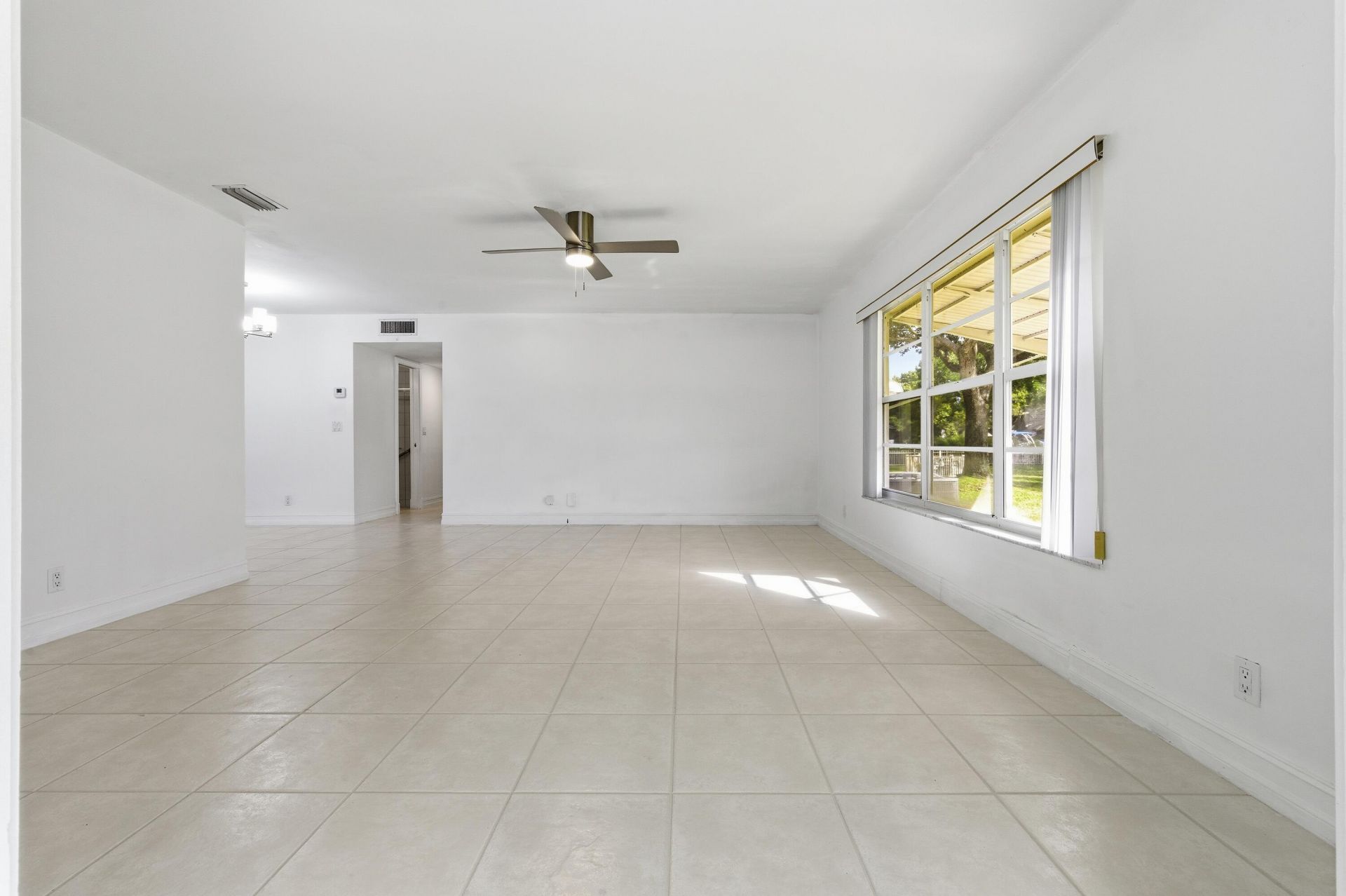 1167 S Drive Circle, Unit D, Delray Beach, FL 33445 Photo