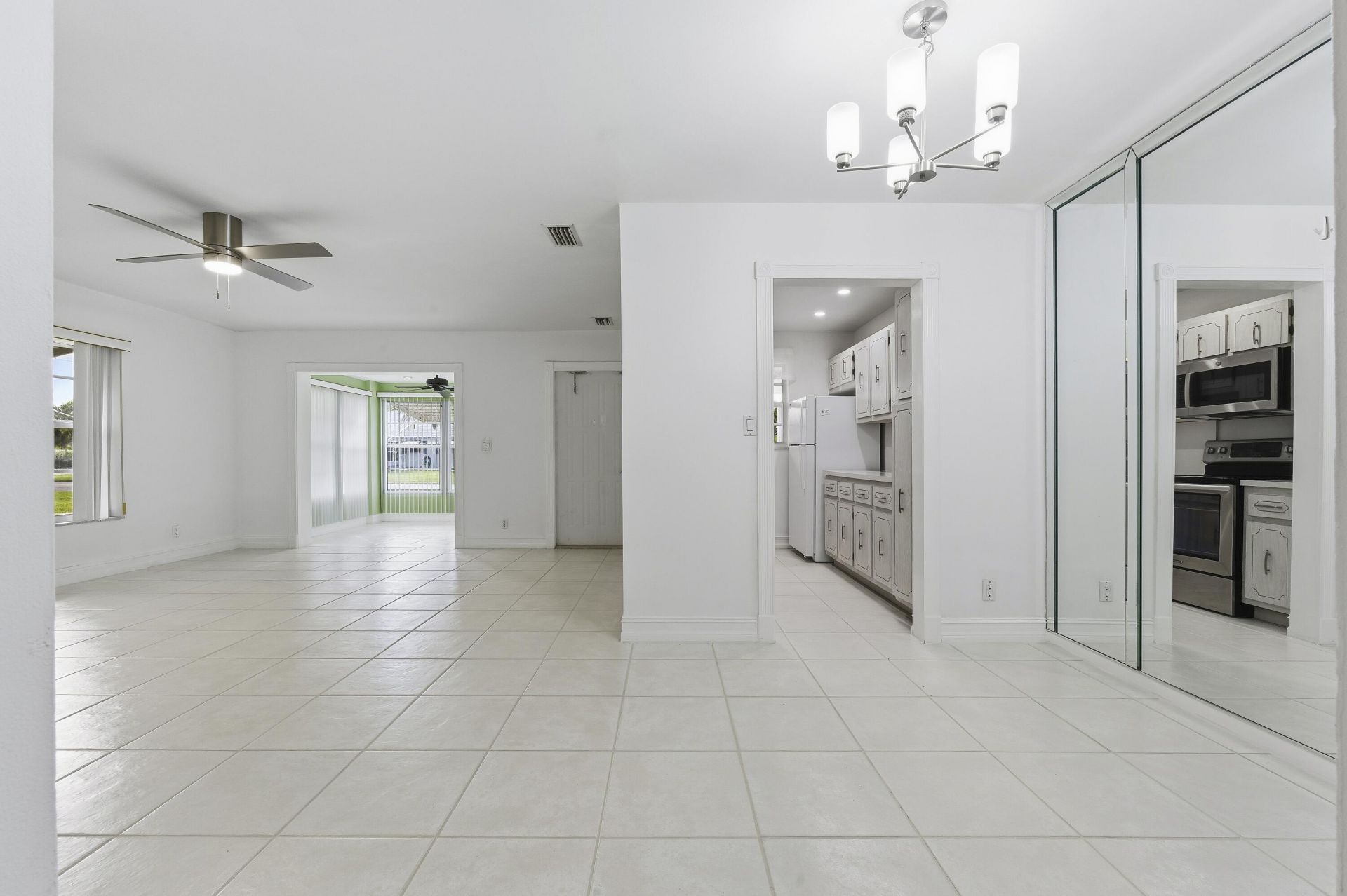 1167 S Drive Circle, Unit D, Delray Beach, FL 33445 Photo