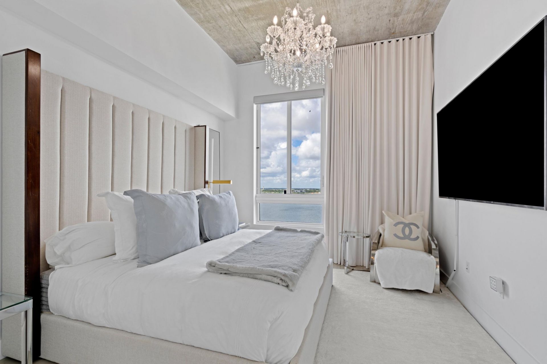 300 S Australian Avenue, Unit 1608, West Palm Beach, FL 33401 Photo