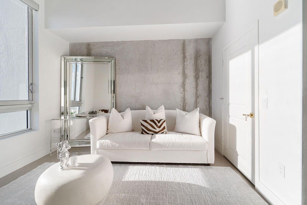 300 S Australian Avenue, Unit 1608, West Palm Beach, FL 33401 Photo