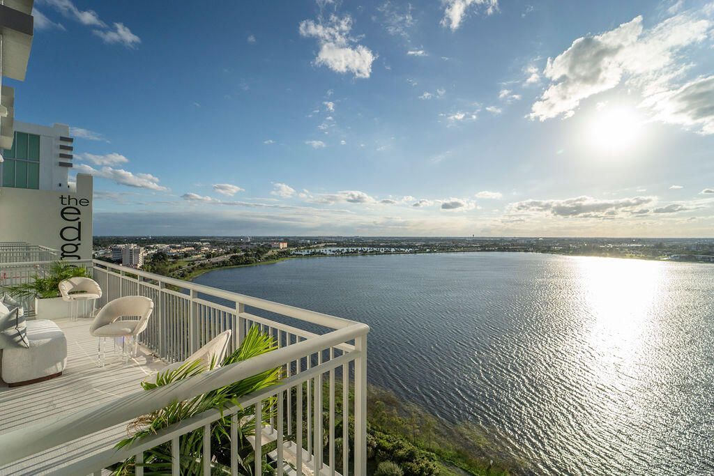 300 S Australian Avenue, Unit 1608, West Palm Beach, FL 33401 Photo