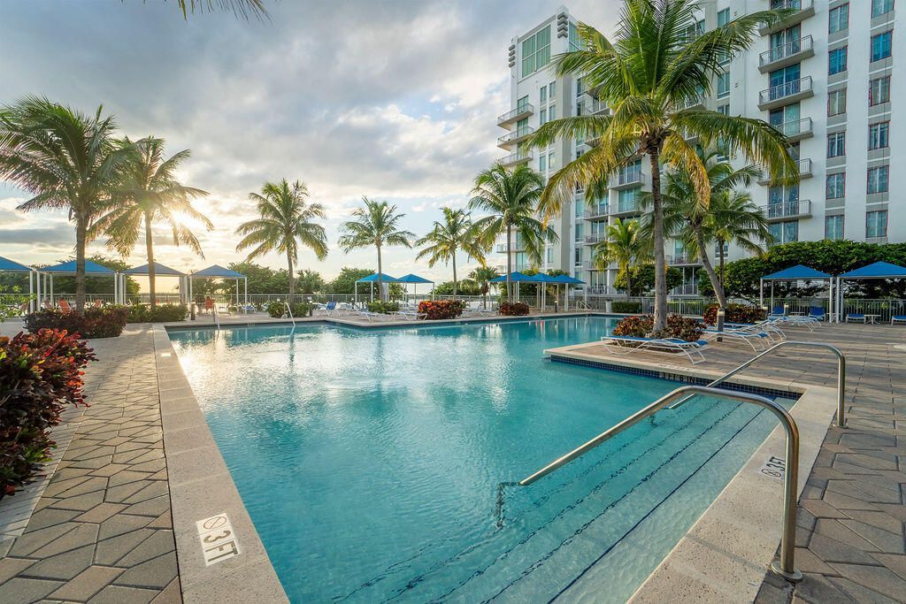 300 S Australian Avenue, Unit 1608, West Palm Beach, FL 33401 Photo