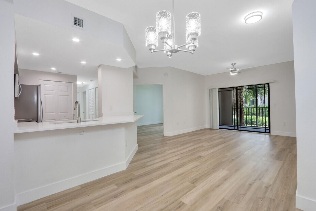 3023 Alcazar Place, Unit 203, Palm Beach Gardens, FL 33410 Photo