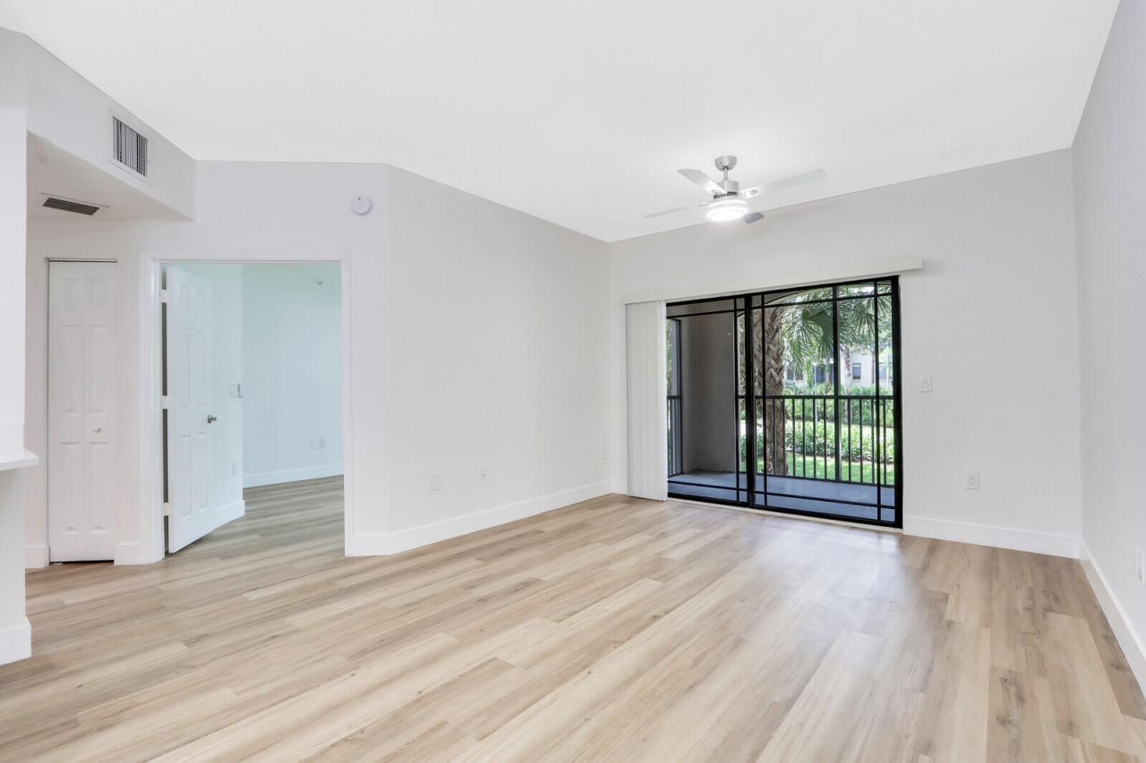 3023 Alcazar Place, Unit 203, Palm Beach Gardens, FL 33410 Photo