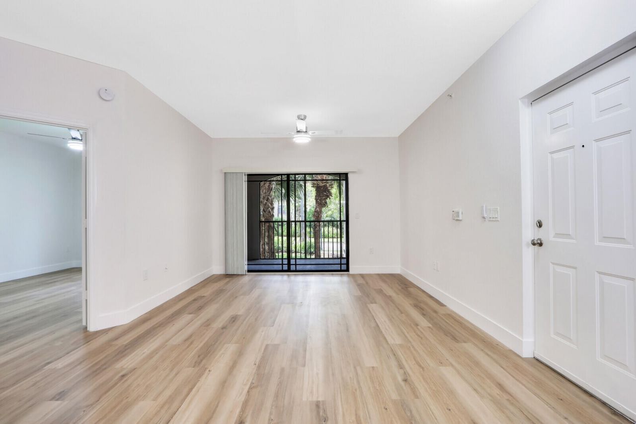 3023 Alcazar Place, Unit 203, Palm Beach Gardens, FL 33410 Photo