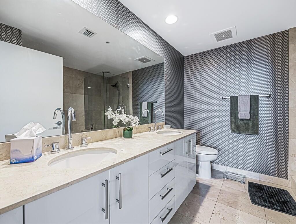 550 Okeechobee Boulevard, Unit 306, West Palm Beach, FL 33401 Photo