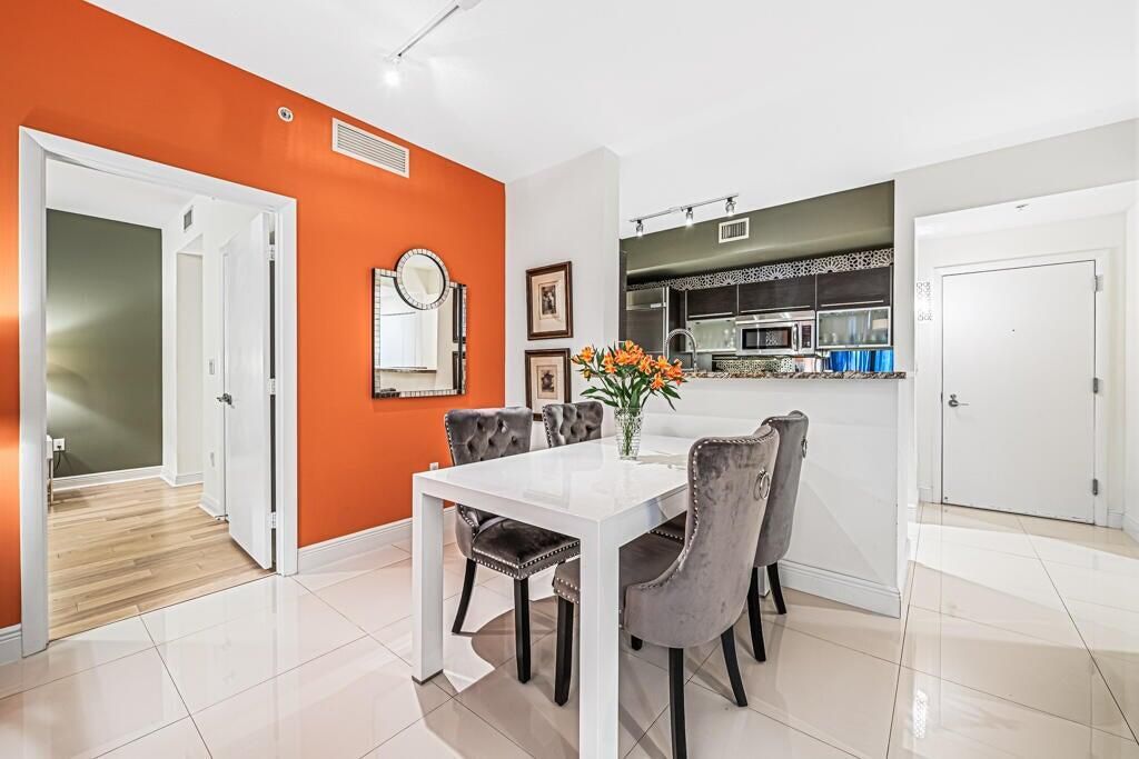 550 Okeechobee Boulevard, Unit 306, West Palm Beach, FL 33401 Photo