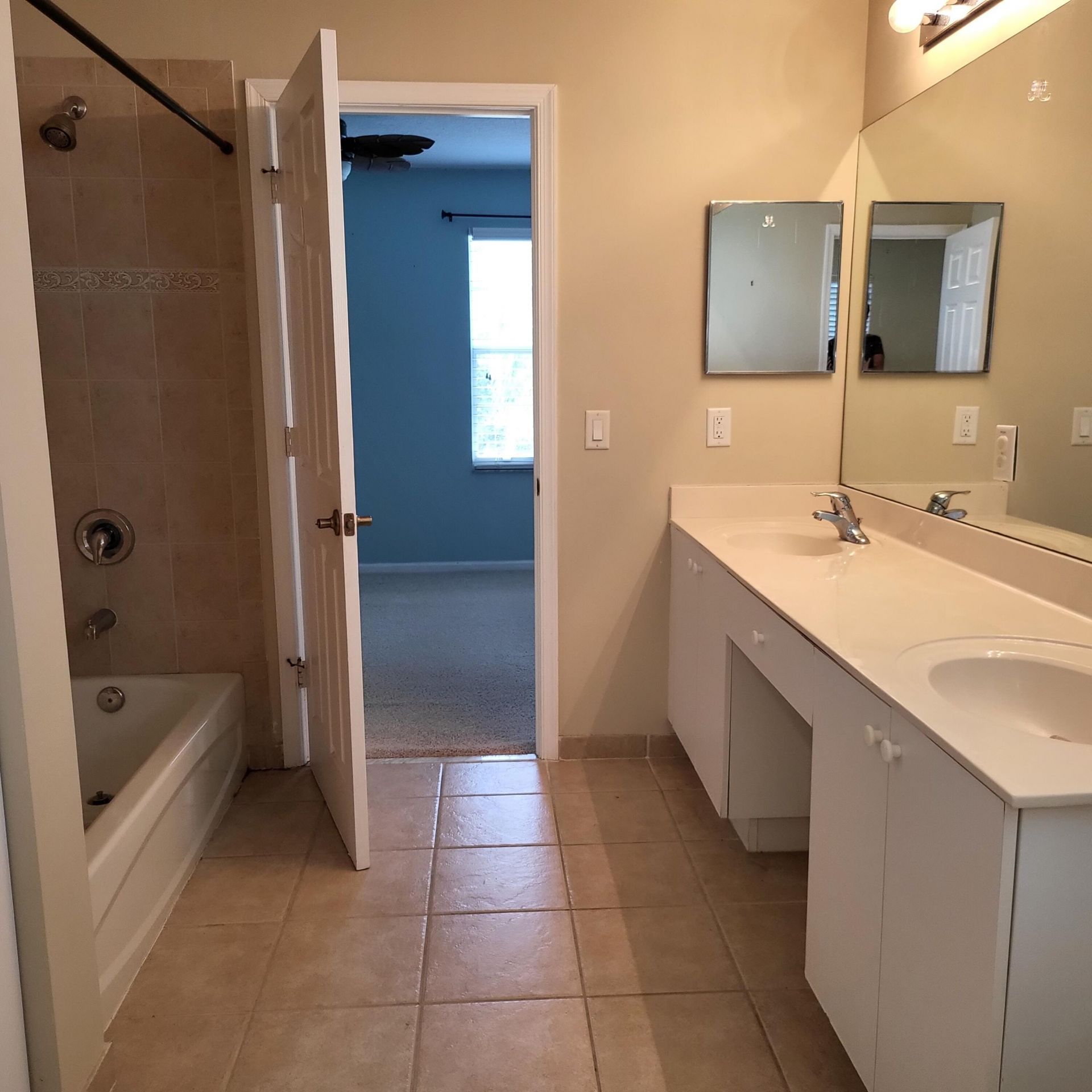 509 Alejandro Lane, West Palm Beach, FL 33413 Photo