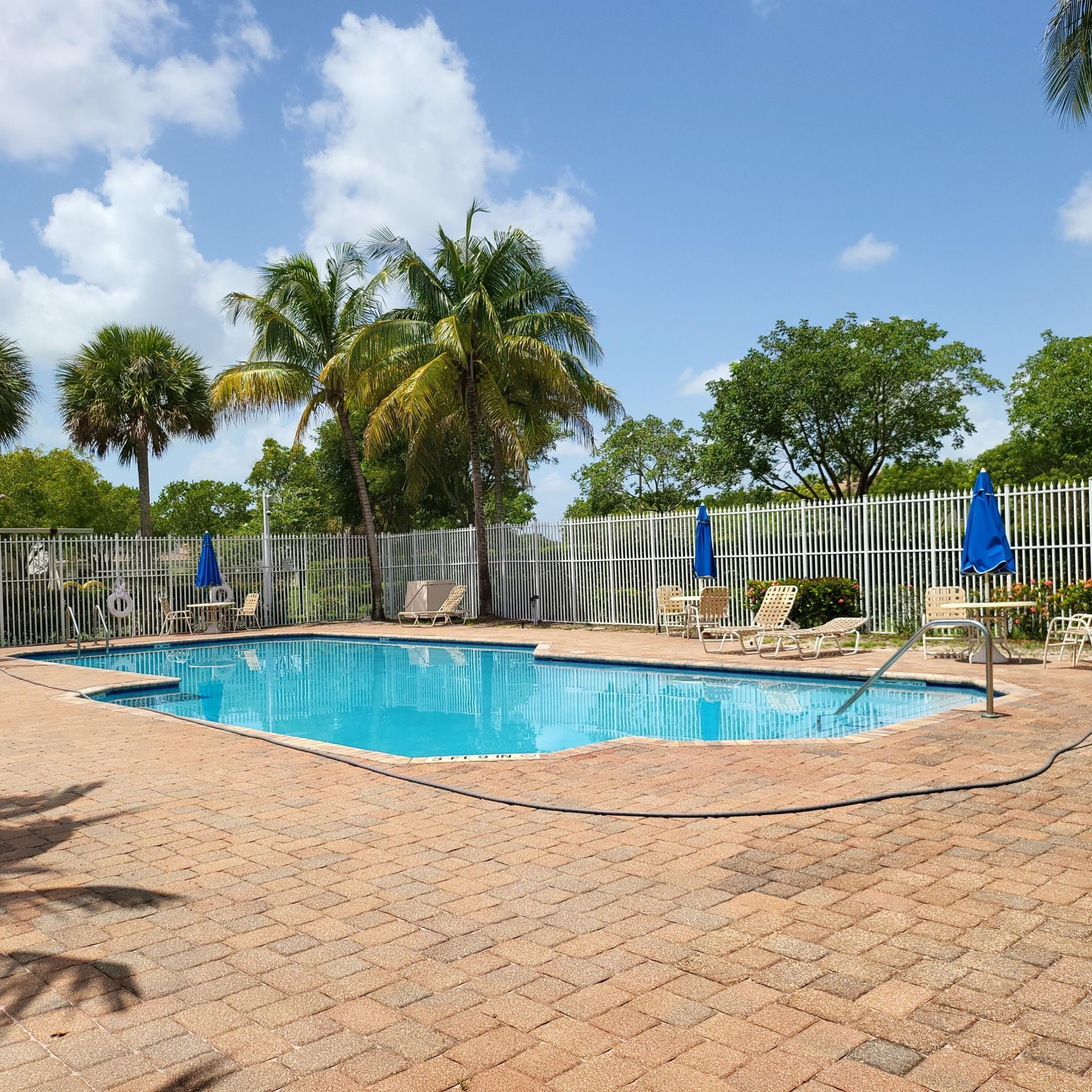 509 Alejandro Lane, West Palm Beach, FL 33413 Photo