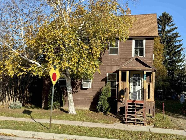 305 E Truman Street, Newberry, MI 49868