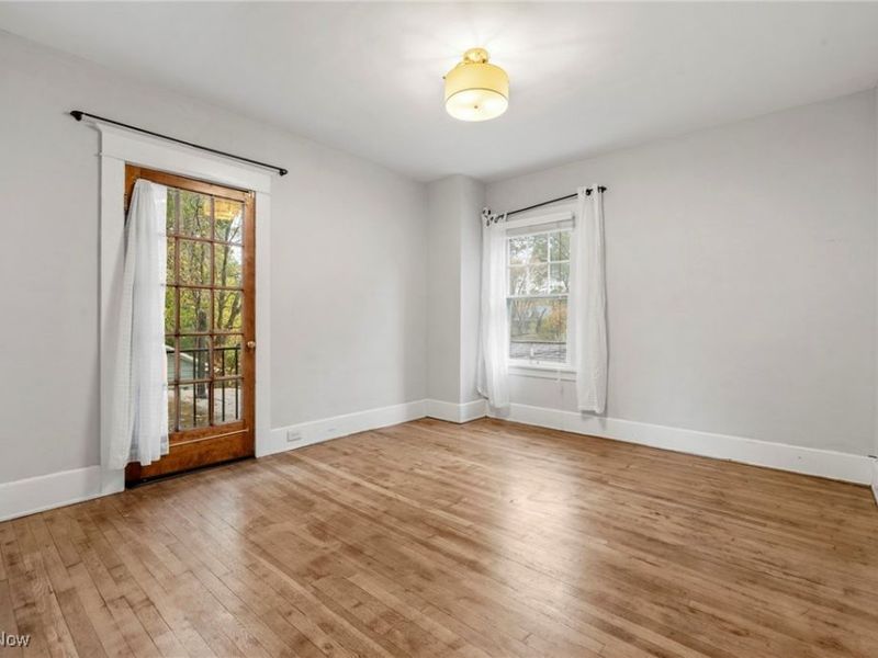 3098 Lincoln Boulevard, Cleveland, OH 44118 Photo 25