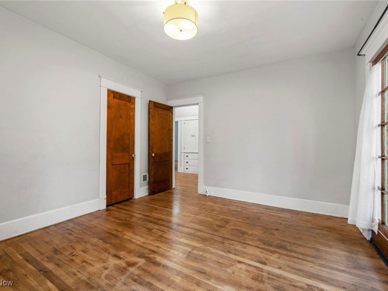 3098 Lincoln Boulevard, Cleveland, OH 44118 Photo 26