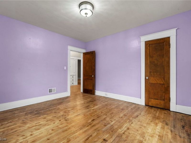 3098 Lincoln Boulevard, Cleveland, OH 44118 Photo 28