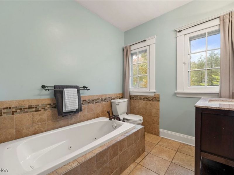 3098 Lincoln Boulevard, Cleveland, OH 44118 Photo 33