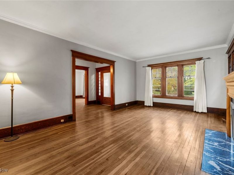 3098 Lincoln Boulevard, Cleveland, OH 44118 Photo 6