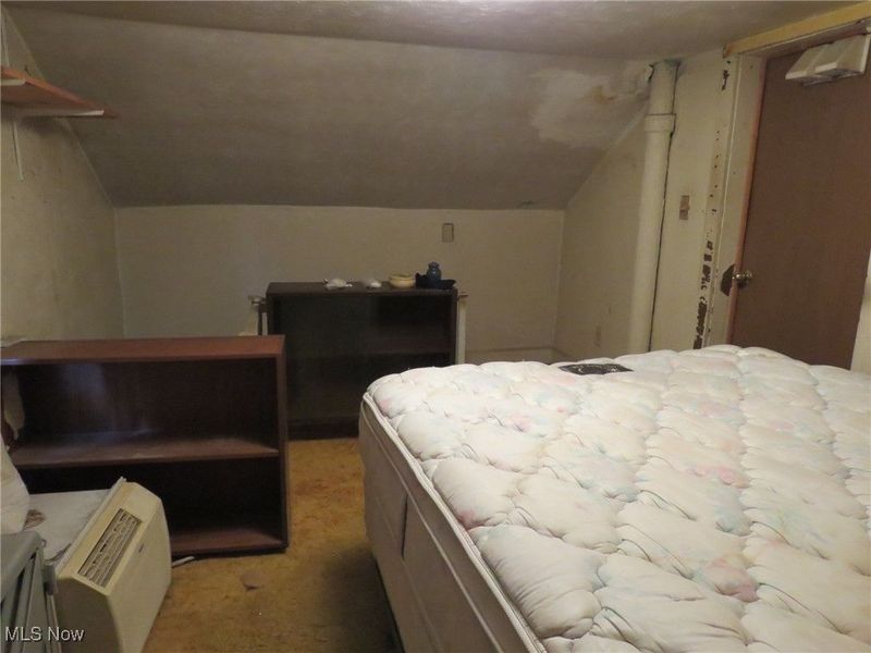 320 Hayes Avenue, Elyria, OH 44035 Photo 10