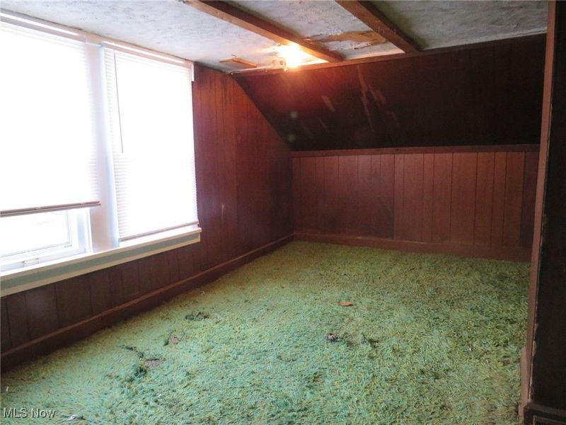 320 Hayes Avenue, Elyria, OH 44035 Photo 8