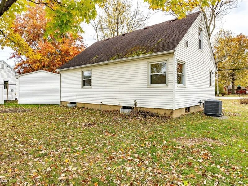 442 Hilliard Road, Elyria, OH 44035 Photo 36