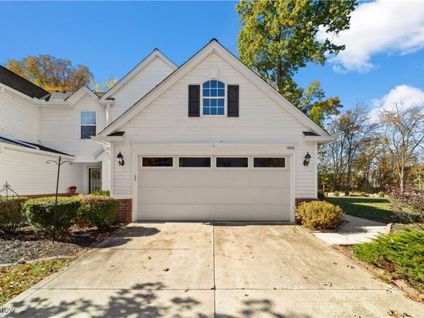 1986 W Reserve Circle, Avon, OH 44011