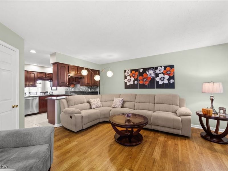 1986 W Reserve Circle, Avon, OH 44011 Photo 12