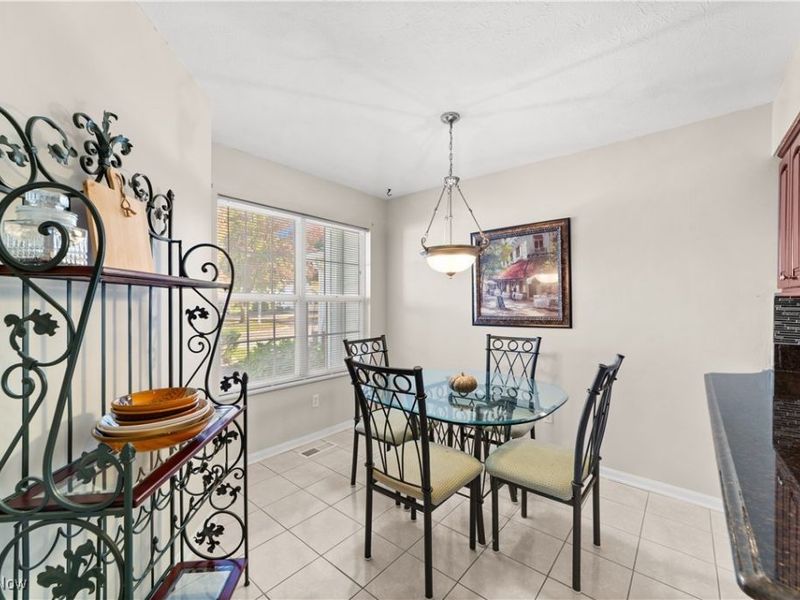 1986 W Reserve Circle, Avon, OH 44011 Photo 19