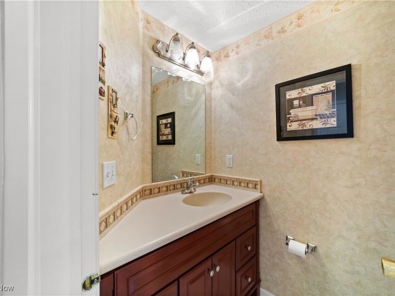 1986 W Reserve Circle, Avon, OH 44011 Photo 21