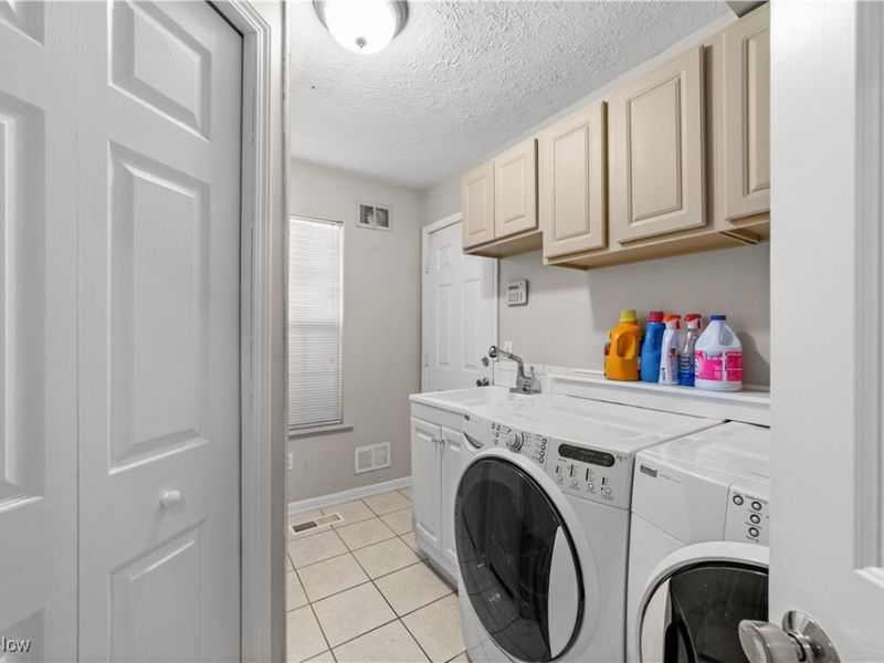 1986 W Reserve Circle, Avon, OH 44011 Photo 23