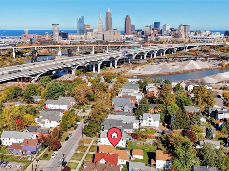 2149 W 11th Street, Cleveland, OH 44113 Photo 2
