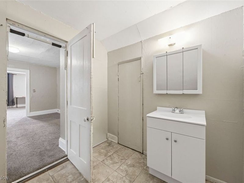 2149 W 11th Street, Cleveland, OH 44113 Photo 34