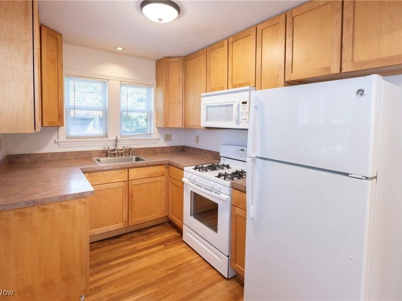 3666 Lindholm Road, Shaker Heights, OH 44120 Photo 11