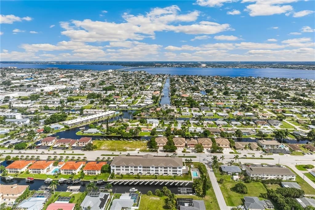 5126 Coronado Pkwy, Cape Coral, FL 33904 Photo