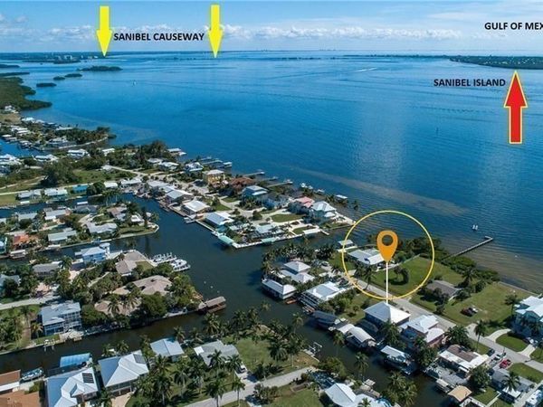 3420 1st AVE, ST. JAMES CITY, FL 33956