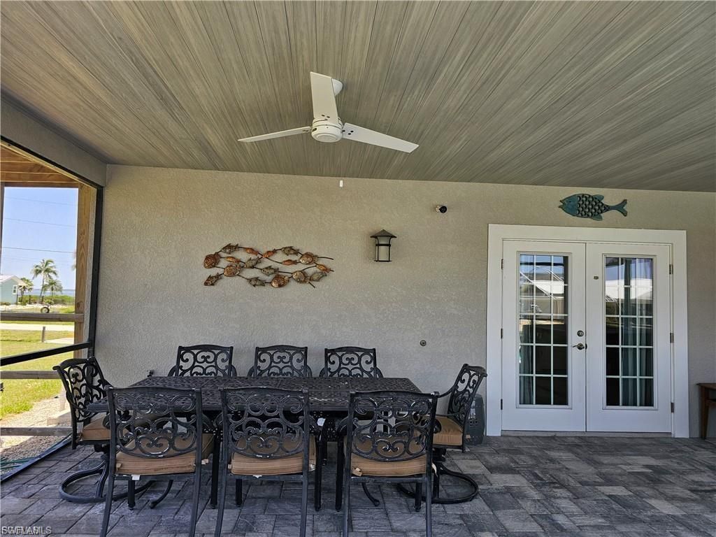 3420 1st Ave, Saint James City, FL 33956 Photo