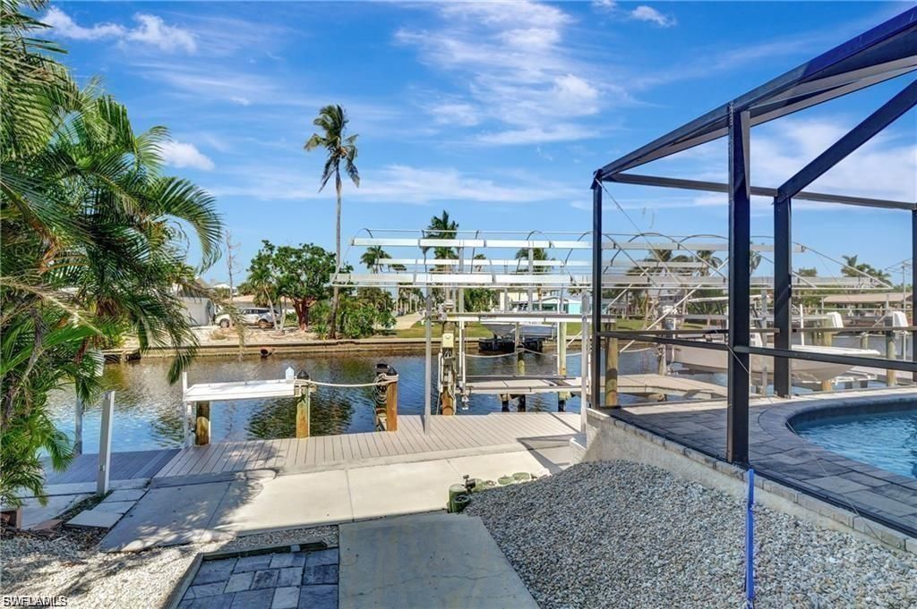 3420 1st Ave, Saint James City, FL 33956 Photo