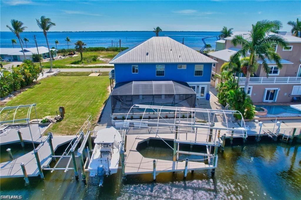 3420 1st Ave, Saint James City, FL 33956 Photo