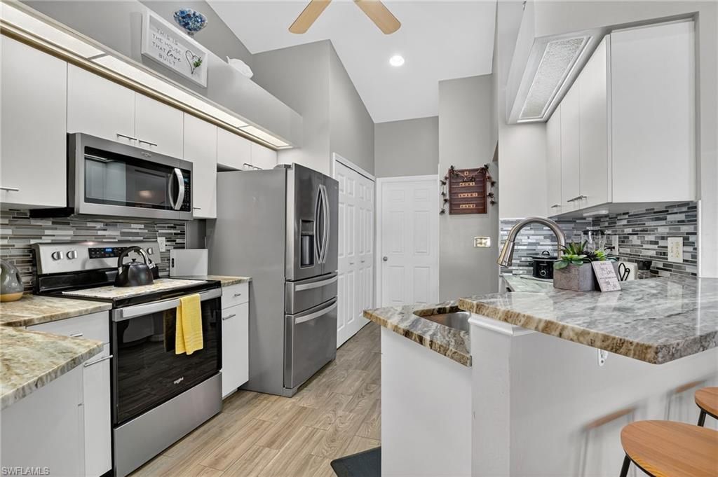 412 SE 13th Ave, Cape Coral, FL 33990 Photo