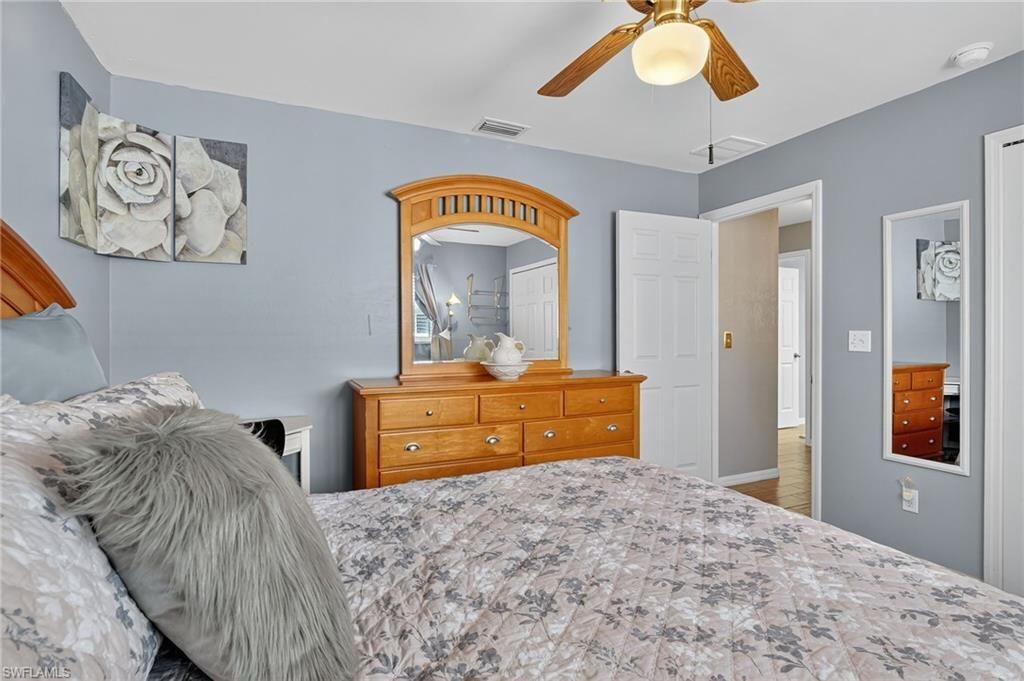 412 SE 13th Ave, Cape Coral, FL 33990 Photo