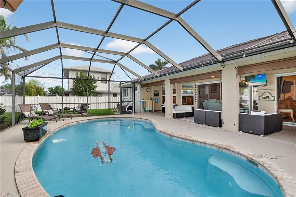 412 SE 13th Ave, Cape Coral, FL 33990 Photo