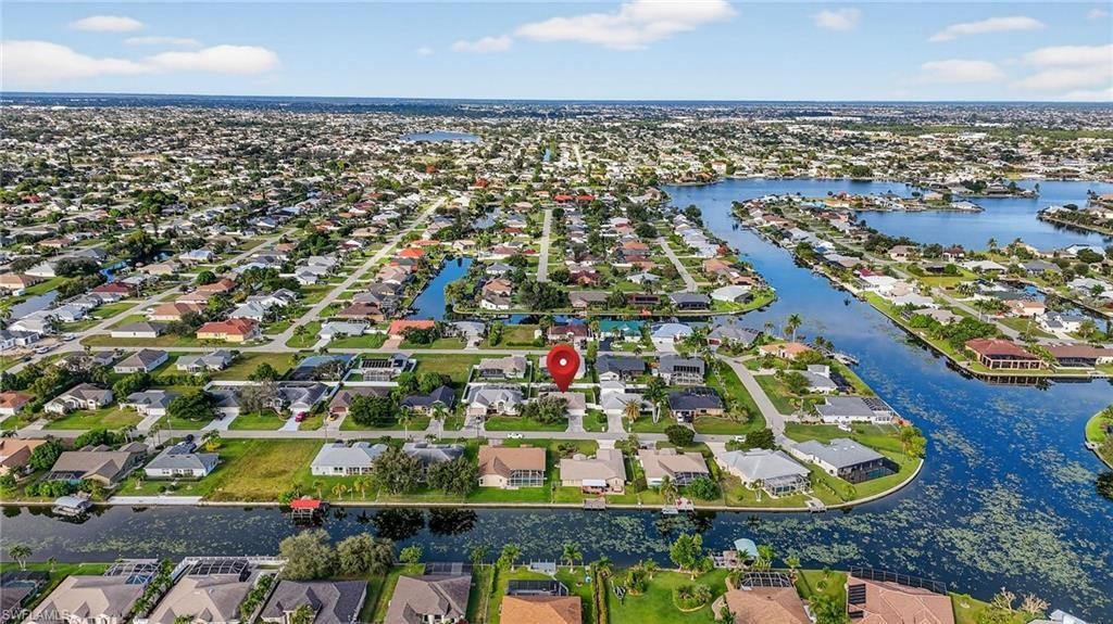 412 SE 13th Ave, Cape Coral, FL 33990 Photo
