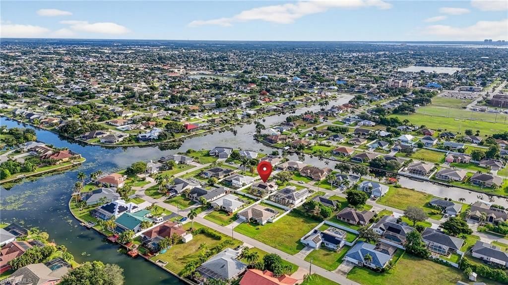 412 SE 13th Ave, Cape Coral, FL 33990 Photo