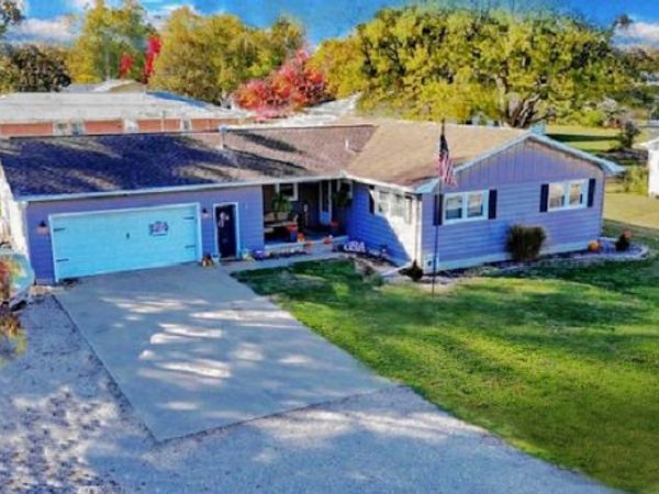 407 S Washington Street, Sidney, IL 61877