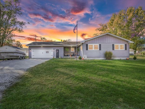 407 S Washington Street, Sidney, IL 61877