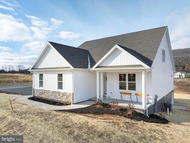 187 HEIRLOOM DRIVE, CENTRE HALL, PA 16828